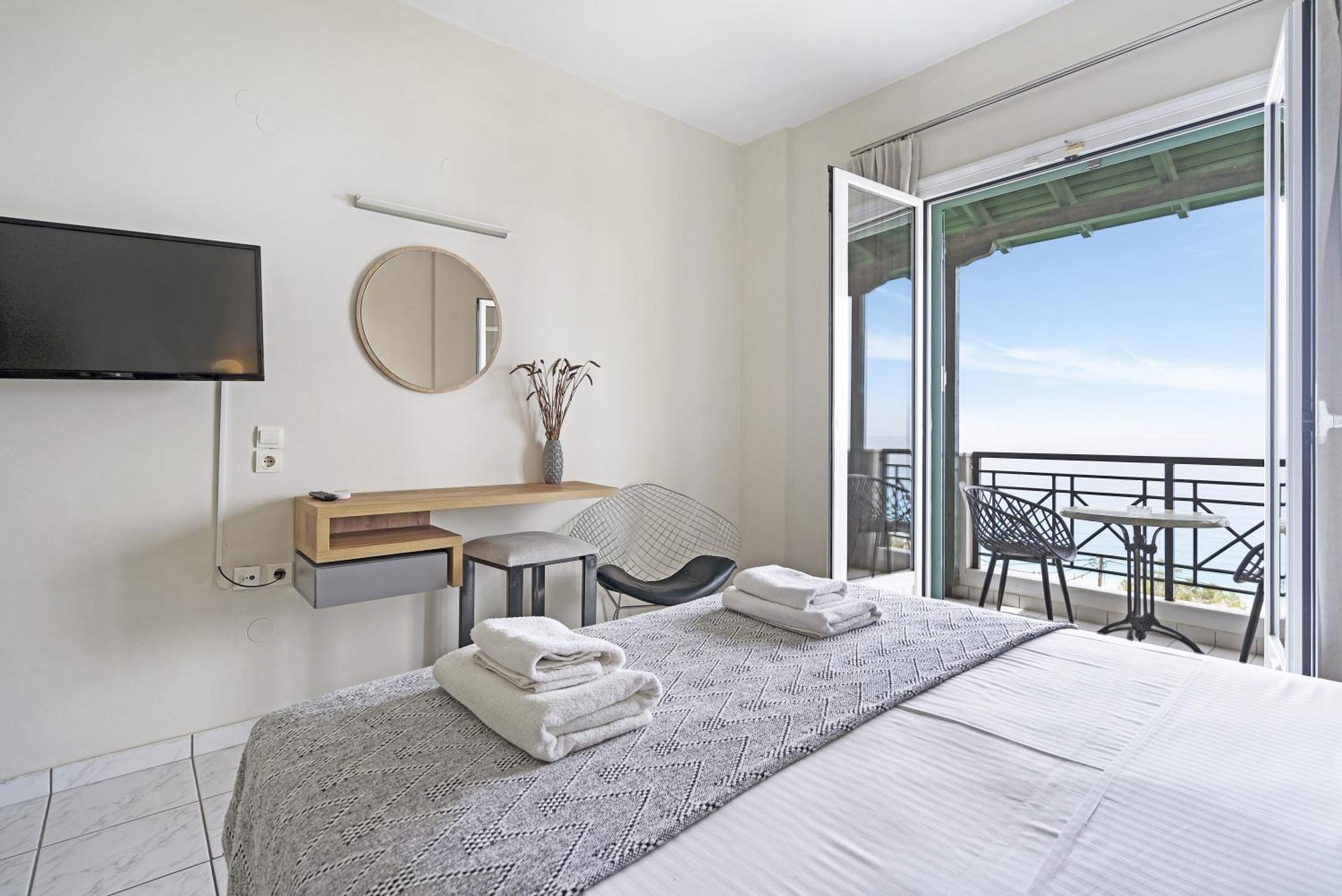 Sunset Premium Studio 7 Ayios Nikitas Bagian luar foto